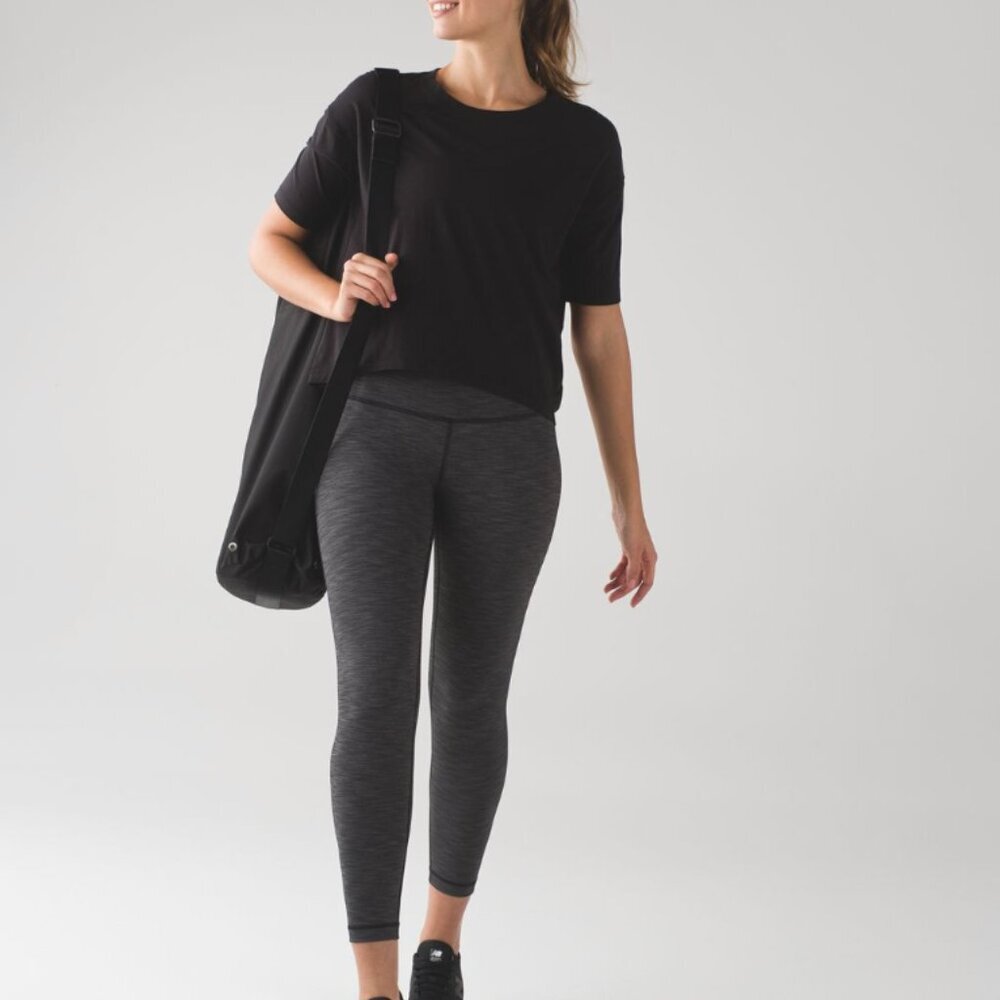 Lululemon High Times Pant in Heathered 7/8 length in‎ Black, Size 4